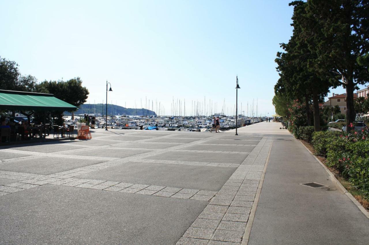 Apartments Villa Sandi Izola Exteriör bild